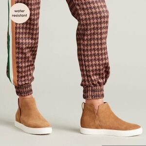 BIRDIES The Falcon Suade Bootie in Saddle - size 5